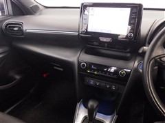 ヤリスクロス HV Z