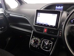 ヴォクシー HV ZS キラメキ3