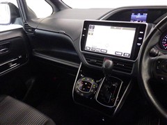 ヴォクシー ZS キラメキ