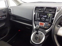 ラクティス G