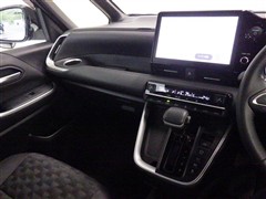 ヴォクシー ハイブリッド S-Z
