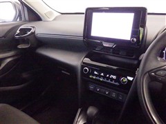 ヤリスクロス ハイブリッド G