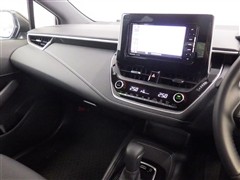 カローラスポーツ G