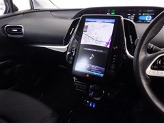 プリウスPHV A