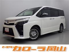 トヨタ ヴォクシー HV ZS キラメキ3