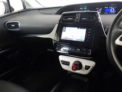 プリウス S ツーリングセレクション
