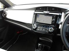 カローラフィールダーG WxB