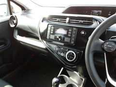 アクア S スタイルブラック