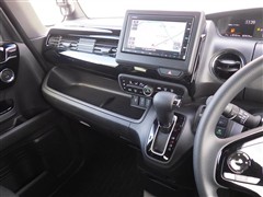 N-BOX カスタム L