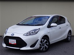 アクア S スタイルブラック