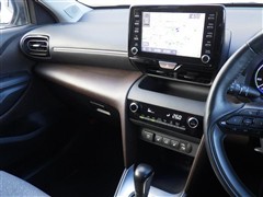 ヤリスクロス ハイブリッド Z