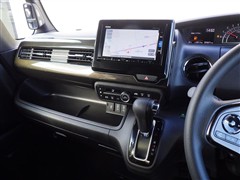 N-BOXカスタムG L Hセンシング