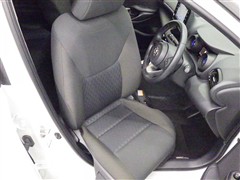 ヤリスクロス HEV G