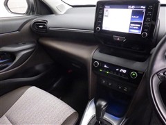 ヤリスクロス ハイブリッド Z