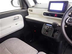 ムーヴキャンバス ストライプス G