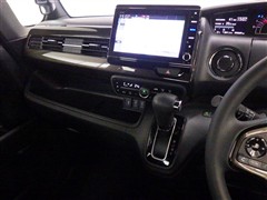 N-BOXカスタムG-L Hセンシング