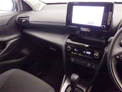 ヤリスクロス ハイブリッド G