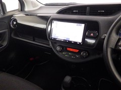 ヴィッツ HV F セーフティ-ED3