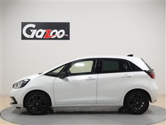 フィット E:HEVホーム20THカーサ