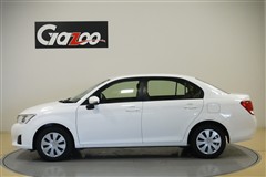 カローラアクシオ X