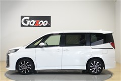 ノアHEV S-Z