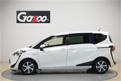 シエンタHEV G クエロ