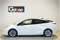 プリウス Sツーリング 2トーン