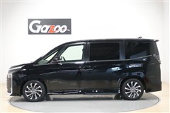 ヴォクシーHEV S-Z