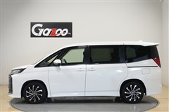 ノアHEV S-Z
