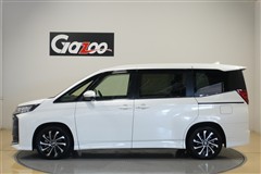 ノアHEV S-Z