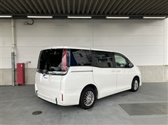 ノア XクルマイスシヨウスロープT1