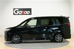 ノアHEV S-Z
