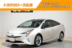 プリウス Sセーフティ+ツートーン