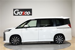 ノアHEV S-Z