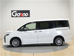 ヴォクシーHEV ZSキラメキ3