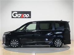 ヴォクシーHEV S-Z