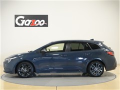 カローラツーリングHEV WxB