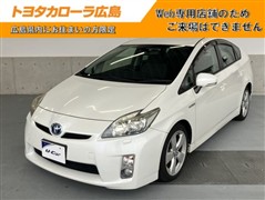 トヨタ　プリウス Sツーリングセレクション