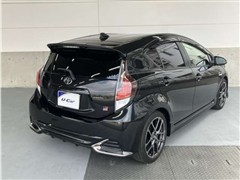 アクア G GRスポーツ 17インチ