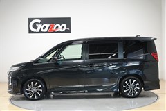 ノアHEV S-Z