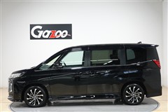ノアHEV S-Z