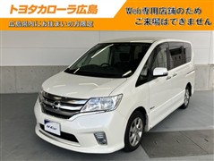 日産　セレナ HWS S-HV Vセレクション