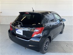 ヴィッツ ジュエラ