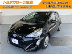 トヨタ　アクア Sスタイルブラック
