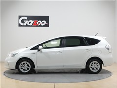 プリウスアルファ S