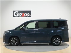 ヴォクシーHEV S-Z