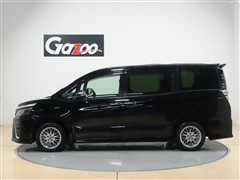 ヴォクシーHEV ZSキラメキ3