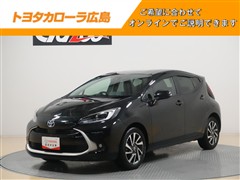 トヨタ　アクア Z