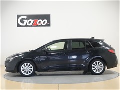 カローラツーリングHEV S