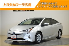 トヨタ プリウス Sセーフティプラス